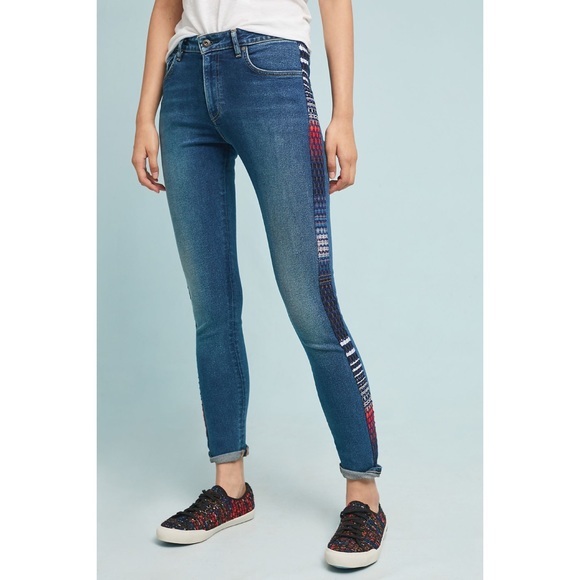 Levi’s 721 High Rise Skinny Jeans 28